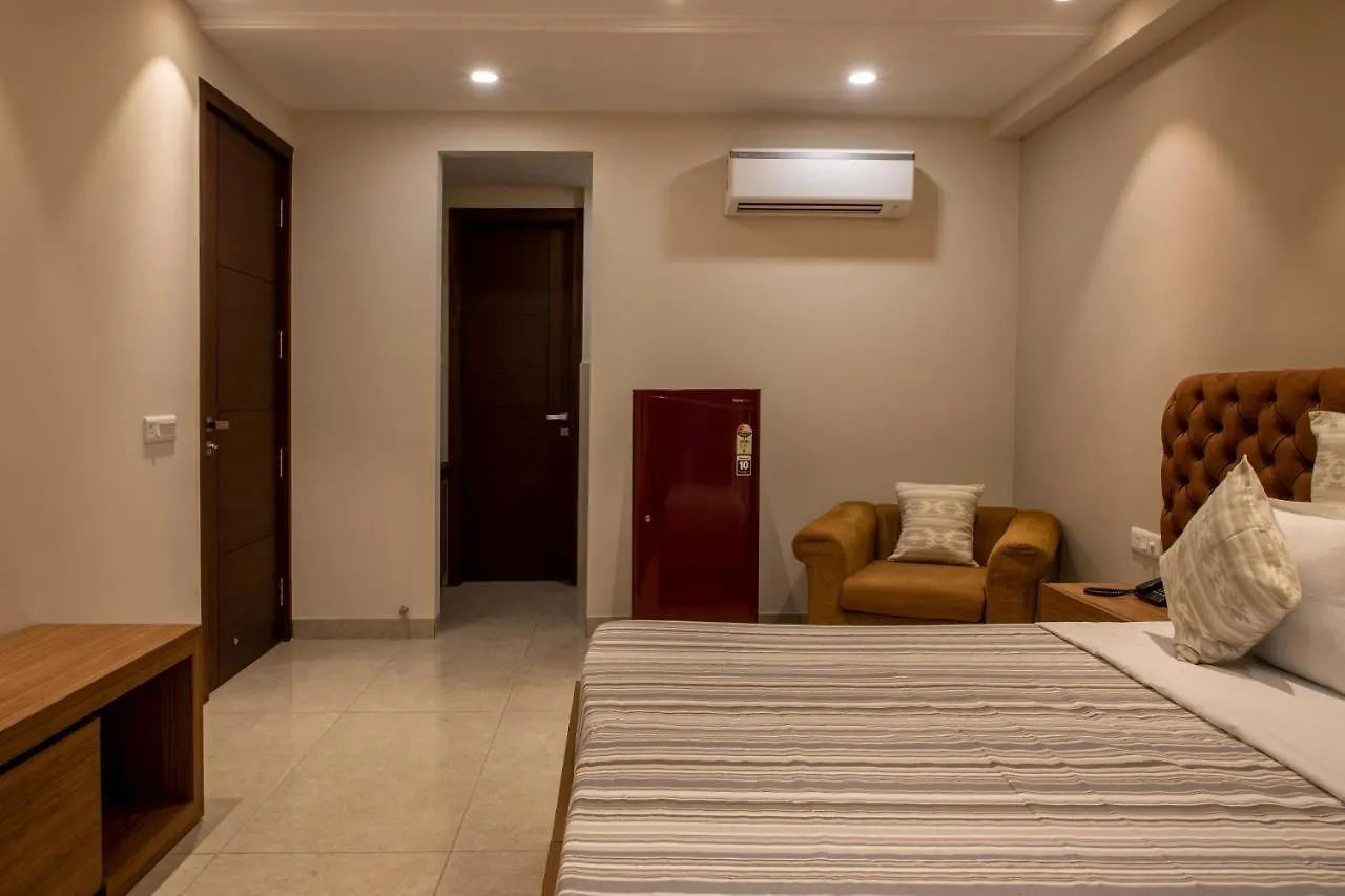 غورغاون Perch Service Apartment-Mg Road 0*,