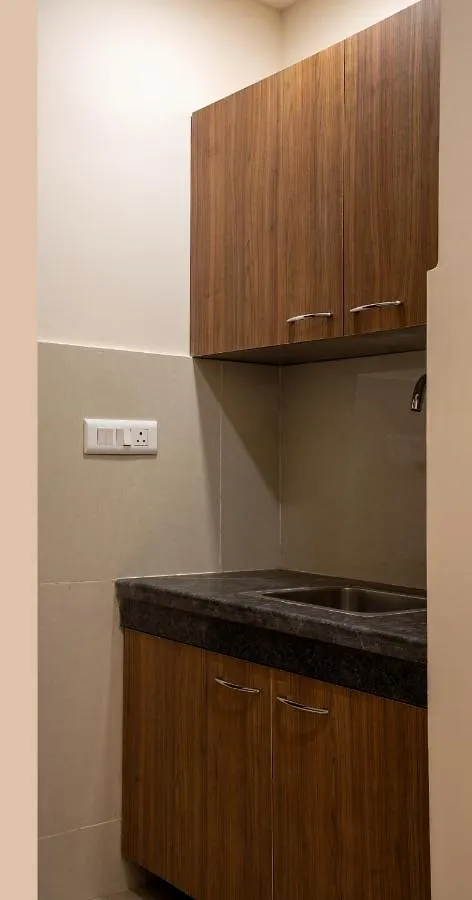 غورغاون Perch Service Apartment-Mg Road 0*,